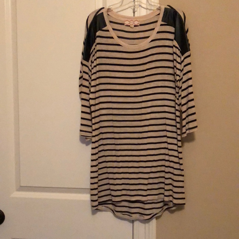 Stripped top